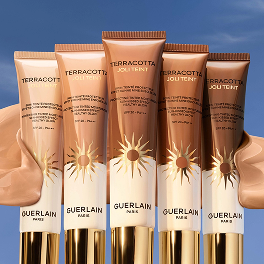 קרוסלה 2 מייק אפ טרקוטה ג'ולי טן 20 SPF