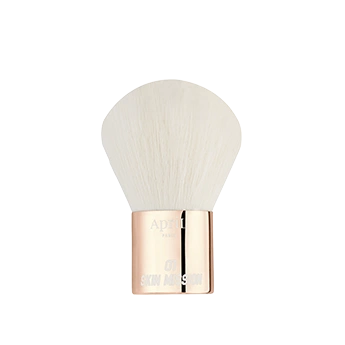 Kabuki Brush April