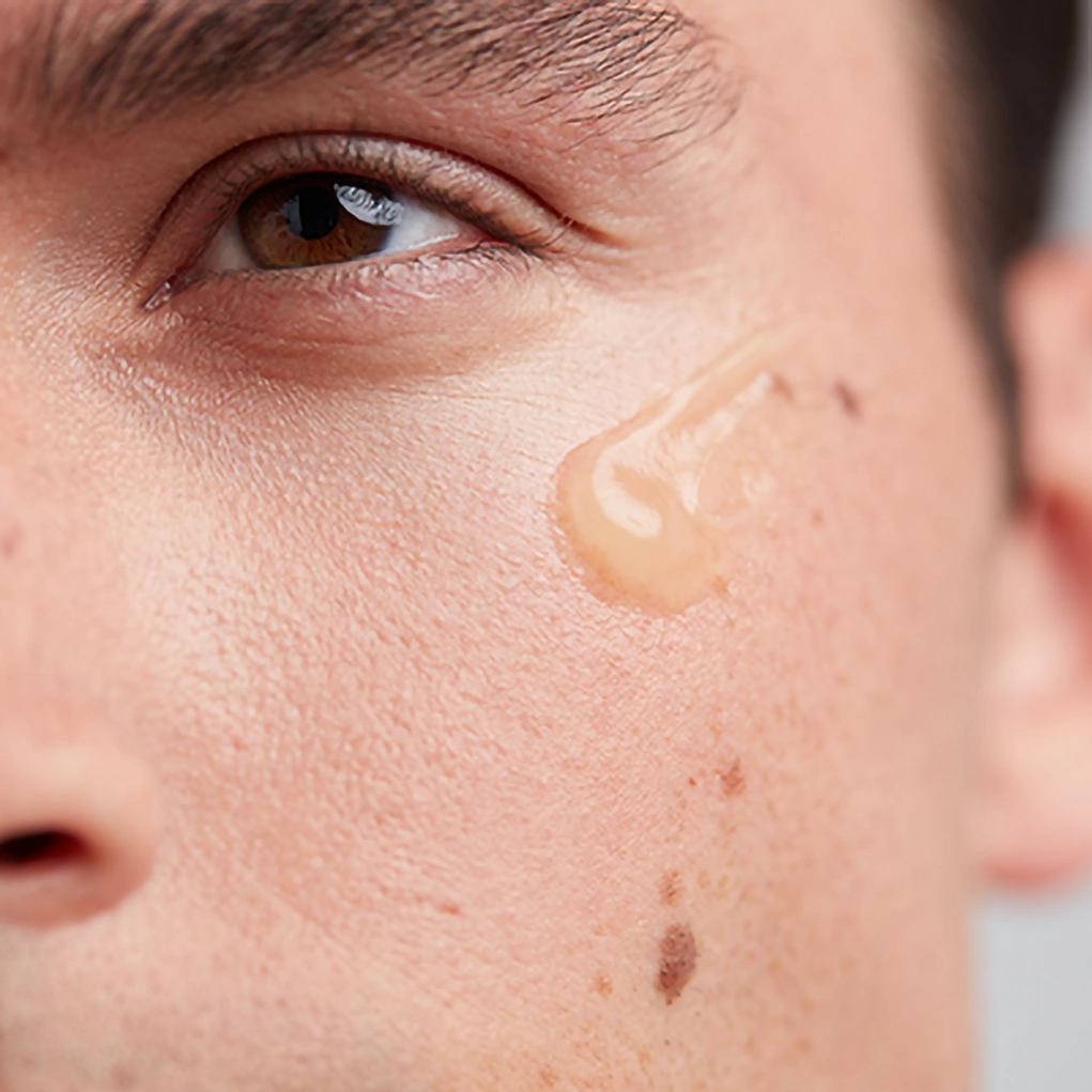 קרוסלה 4 מסכת עיניים משקמת פרו קולגן